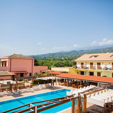 La Terra Dei Sogni Country Hotel Fiumefreddo di Sicilia Bagian luar foto