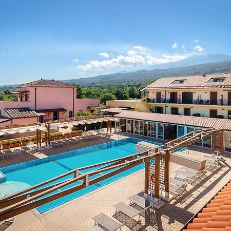 La Terra Dei Sogni Country Hotel Fiumefreddo di Sicilia Bagian luar foto
