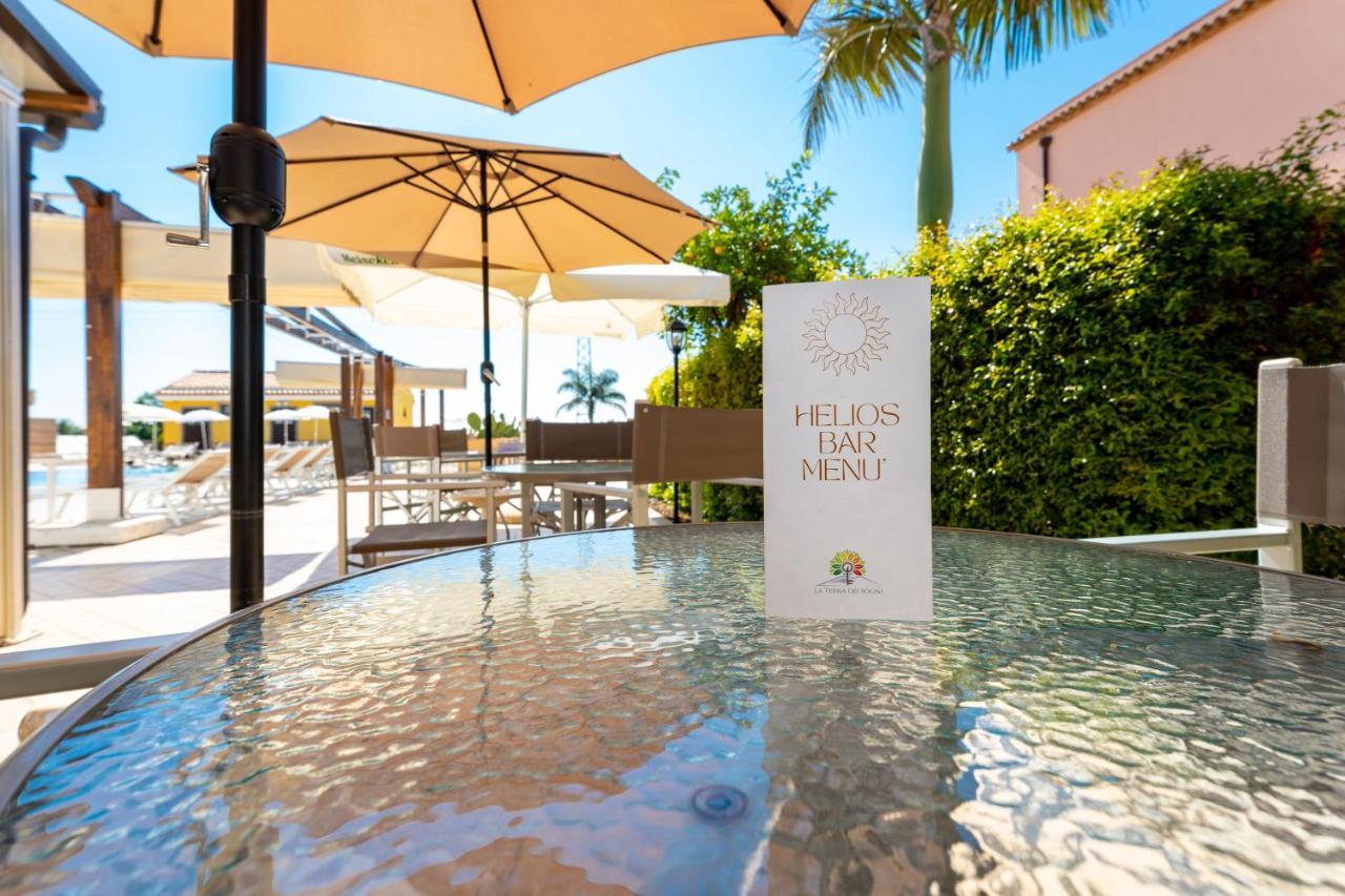 La Terra Dei Sogni Country Hotel Fiumefreddo di Sicilia Bagian luar foto