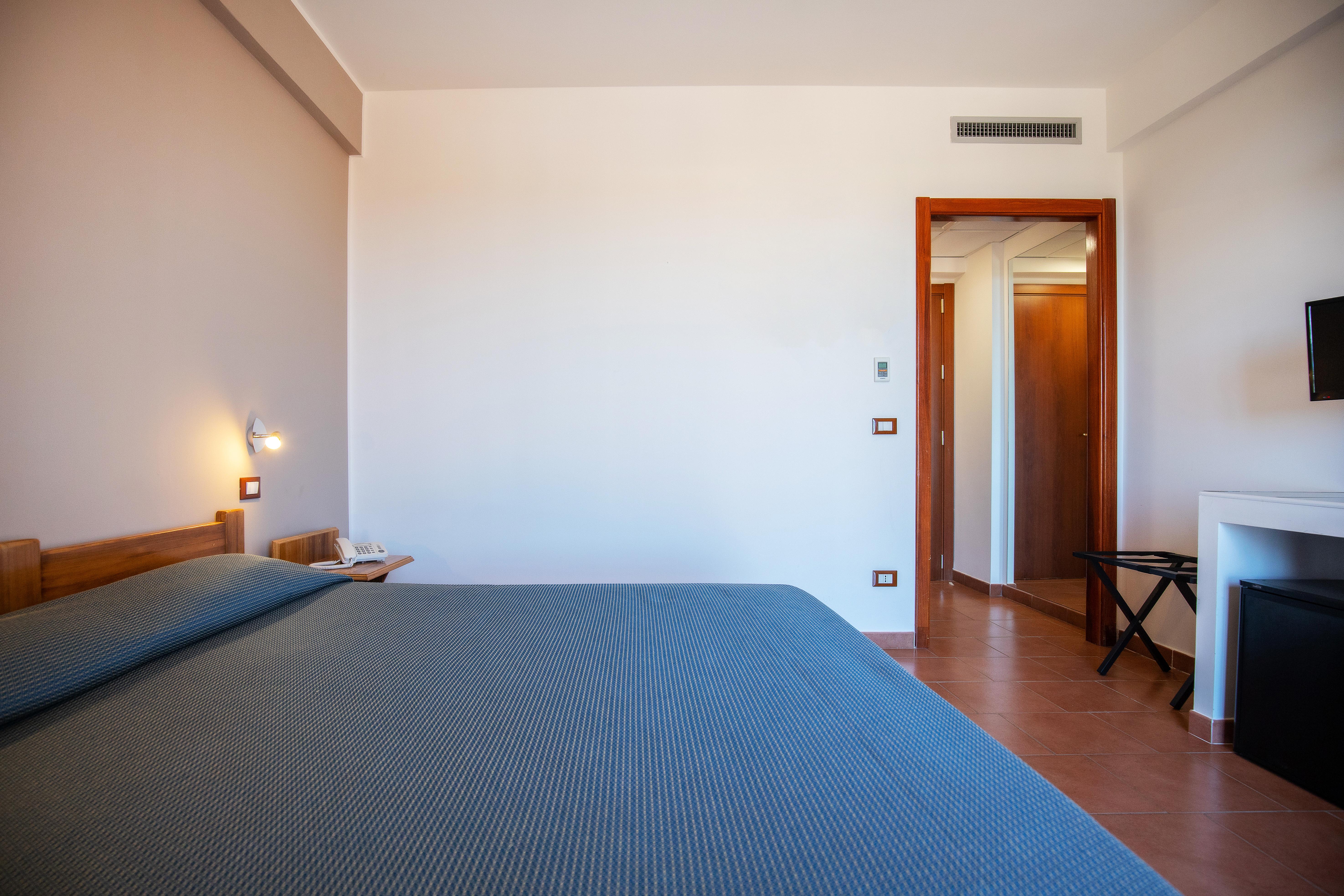 La Terra Dei Sogni Country Hotel Fiumefreddo di Sicilia Bagian luar foto