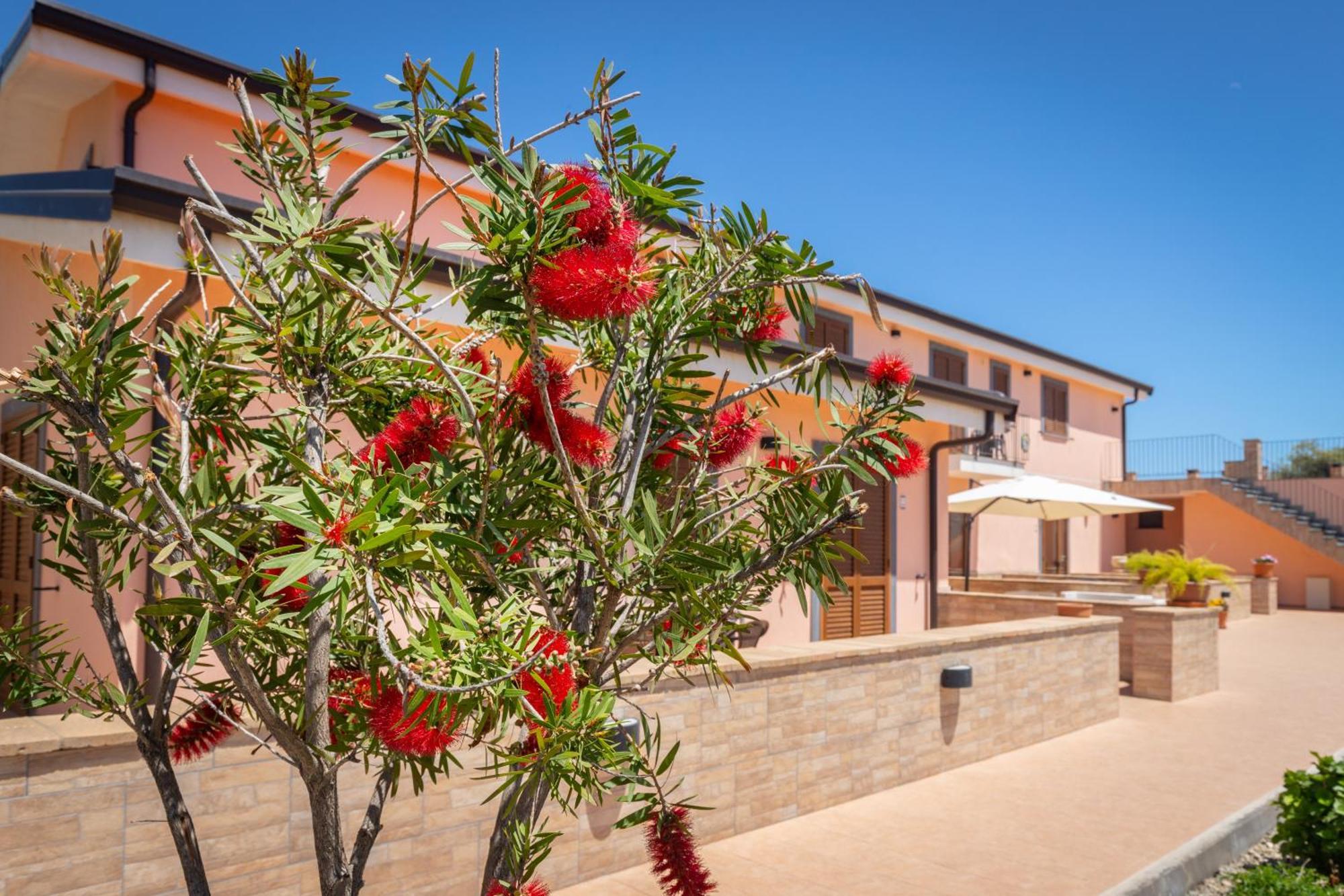 La Terra Dei Sogni Country Hotel Fiumefreddo di Sicilia Ruang foto